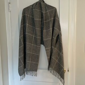 Madewell shall with arm holes